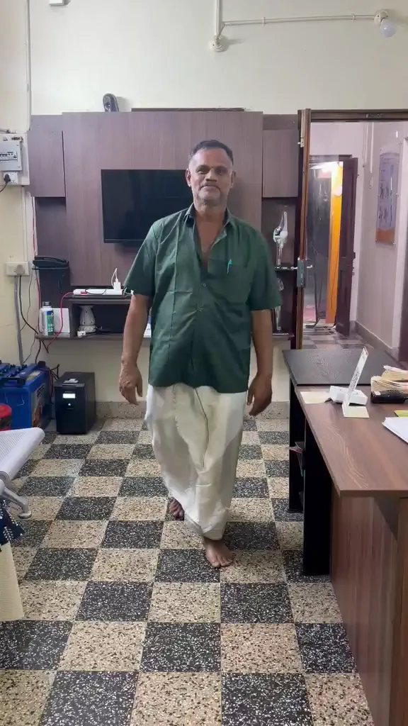 Patient Recovery: Walking (2 Weeks Post-Op)
